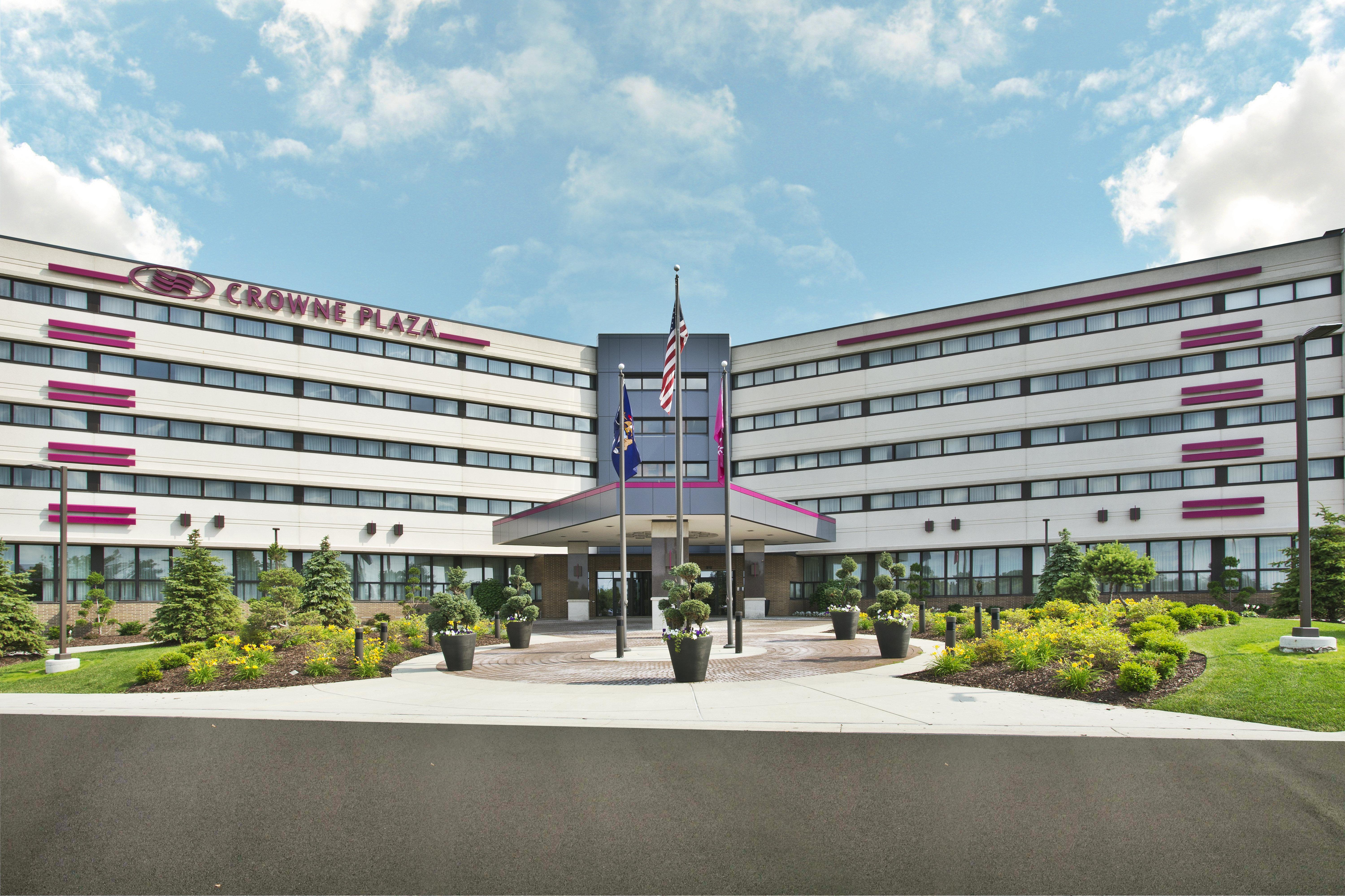 Crowne Plaza Lansing By Ihg Hotell Exteriör bild