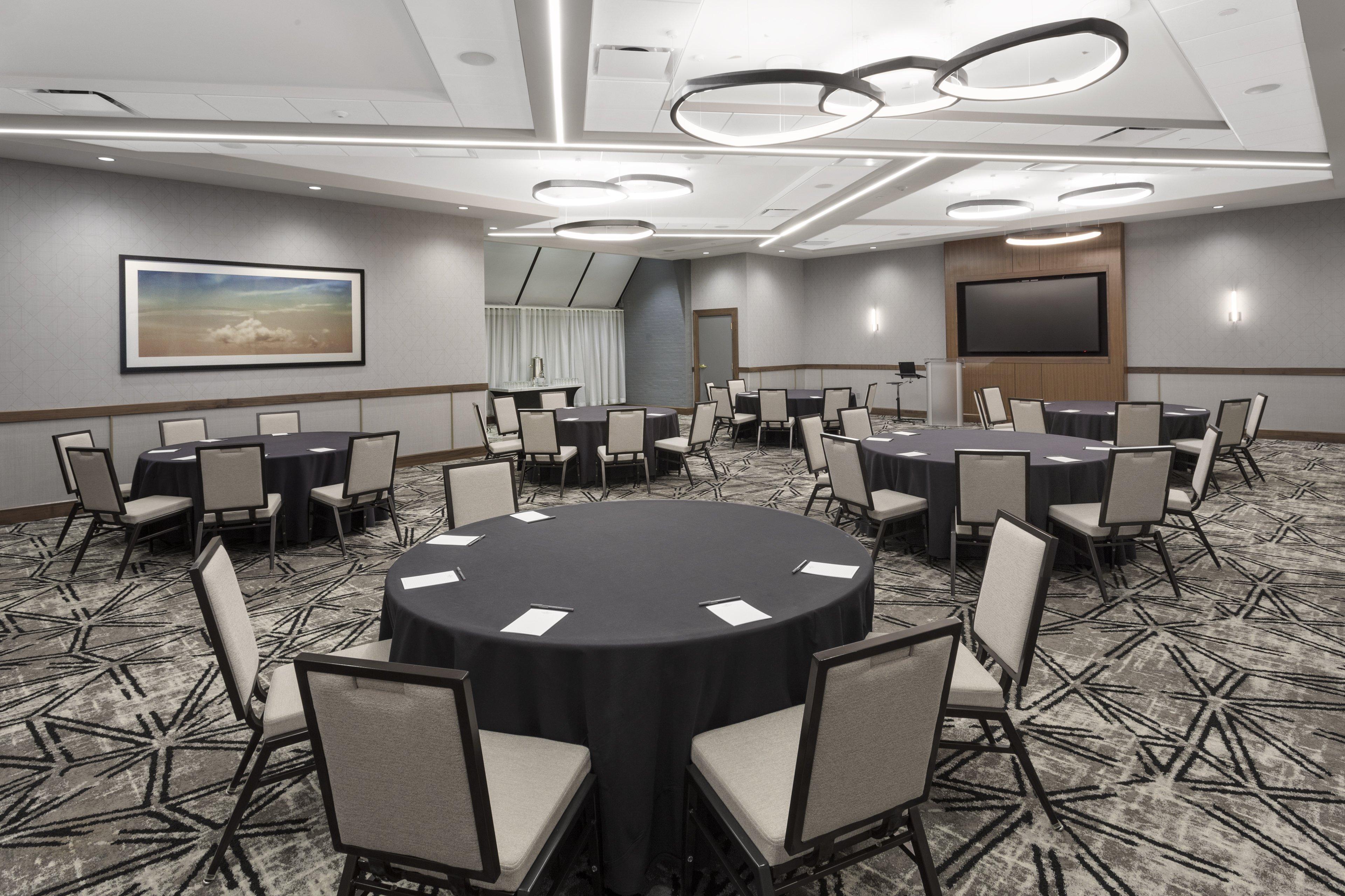 Crowne Plaza Lansing By Ihg Hotell Exteriör bild