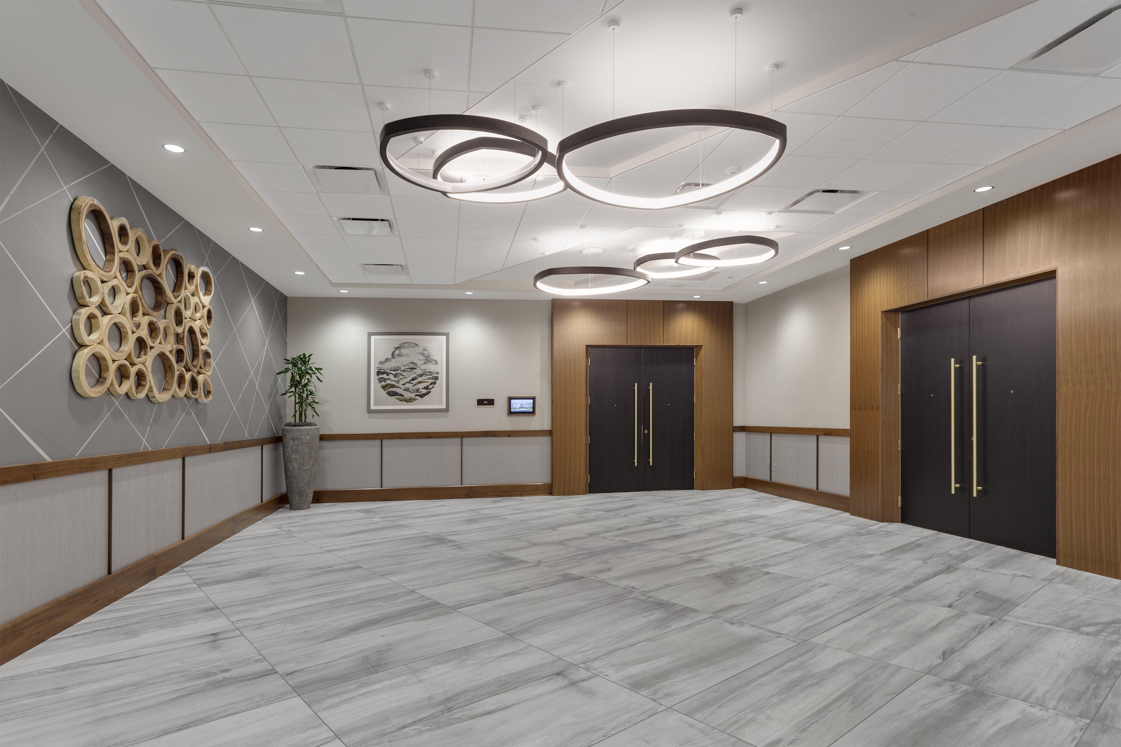Crowne Plaza Lansing By Ihg Hotell Exteriör bild