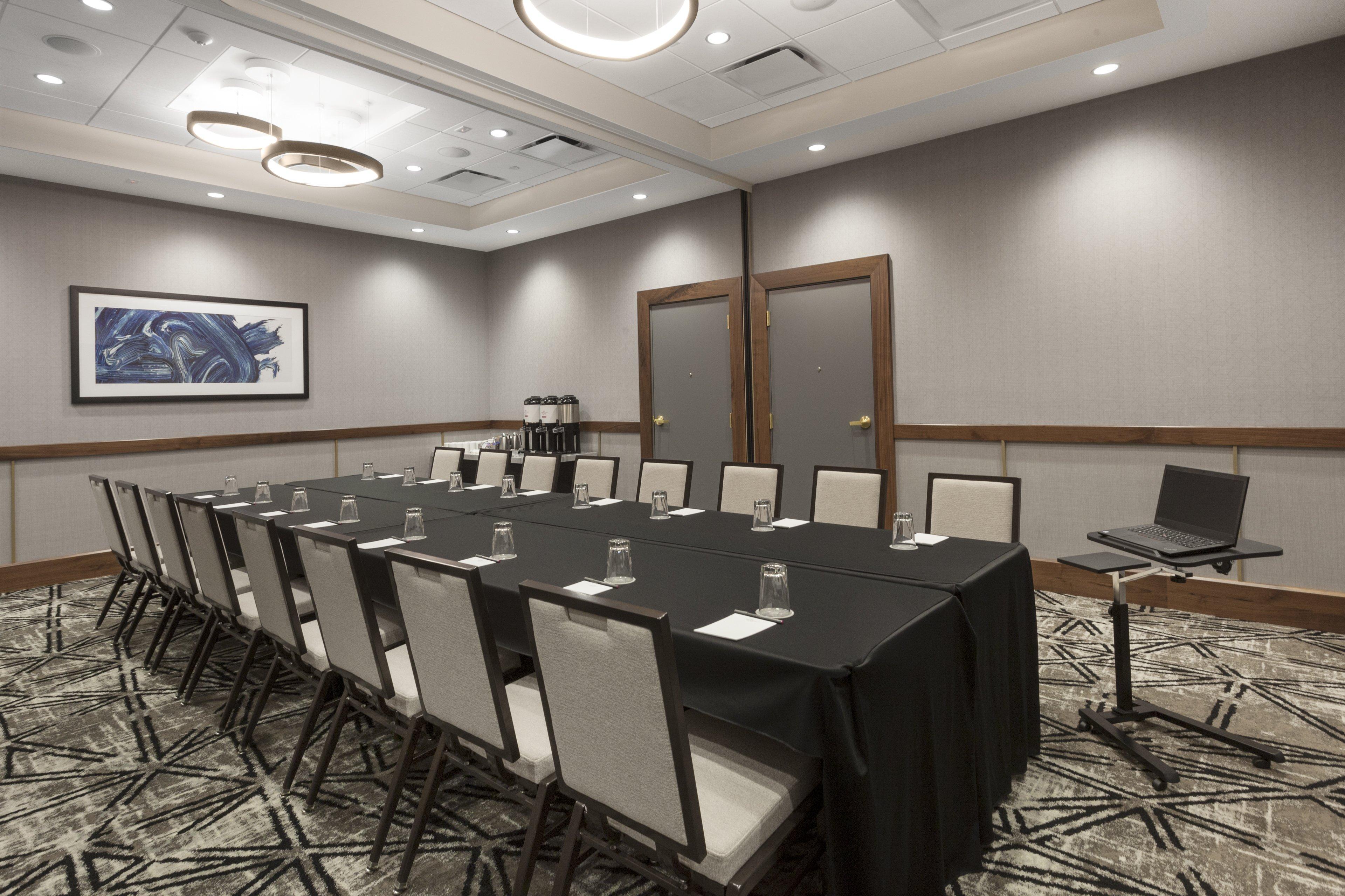 Crowne Plaza Lansing By Ihg Hotell Exteriör bild