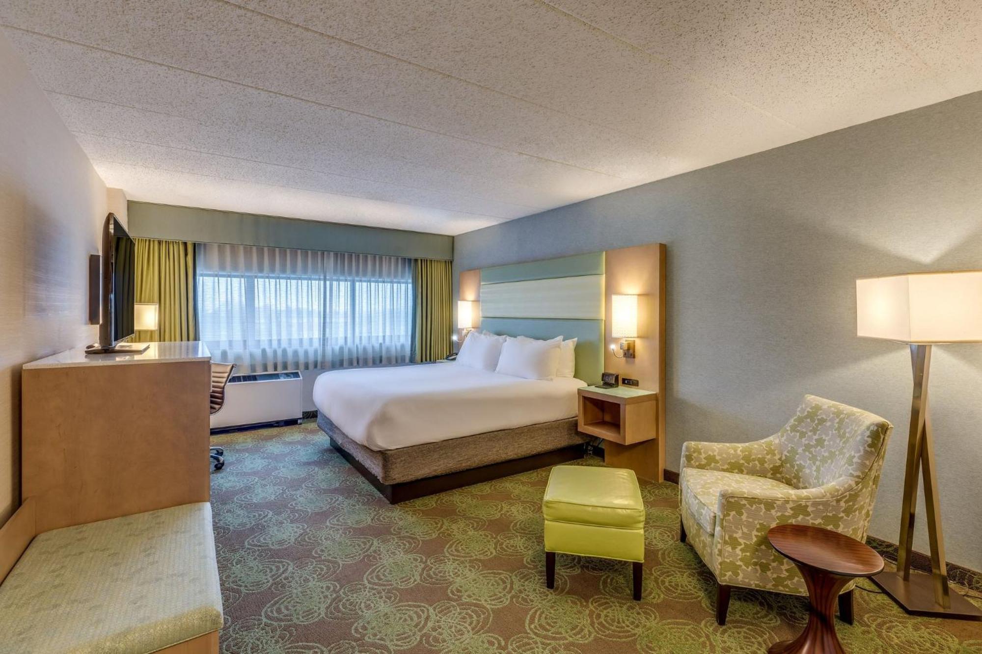 Crowne Plaza Lansing By Ihg Hotell Exteriör bild