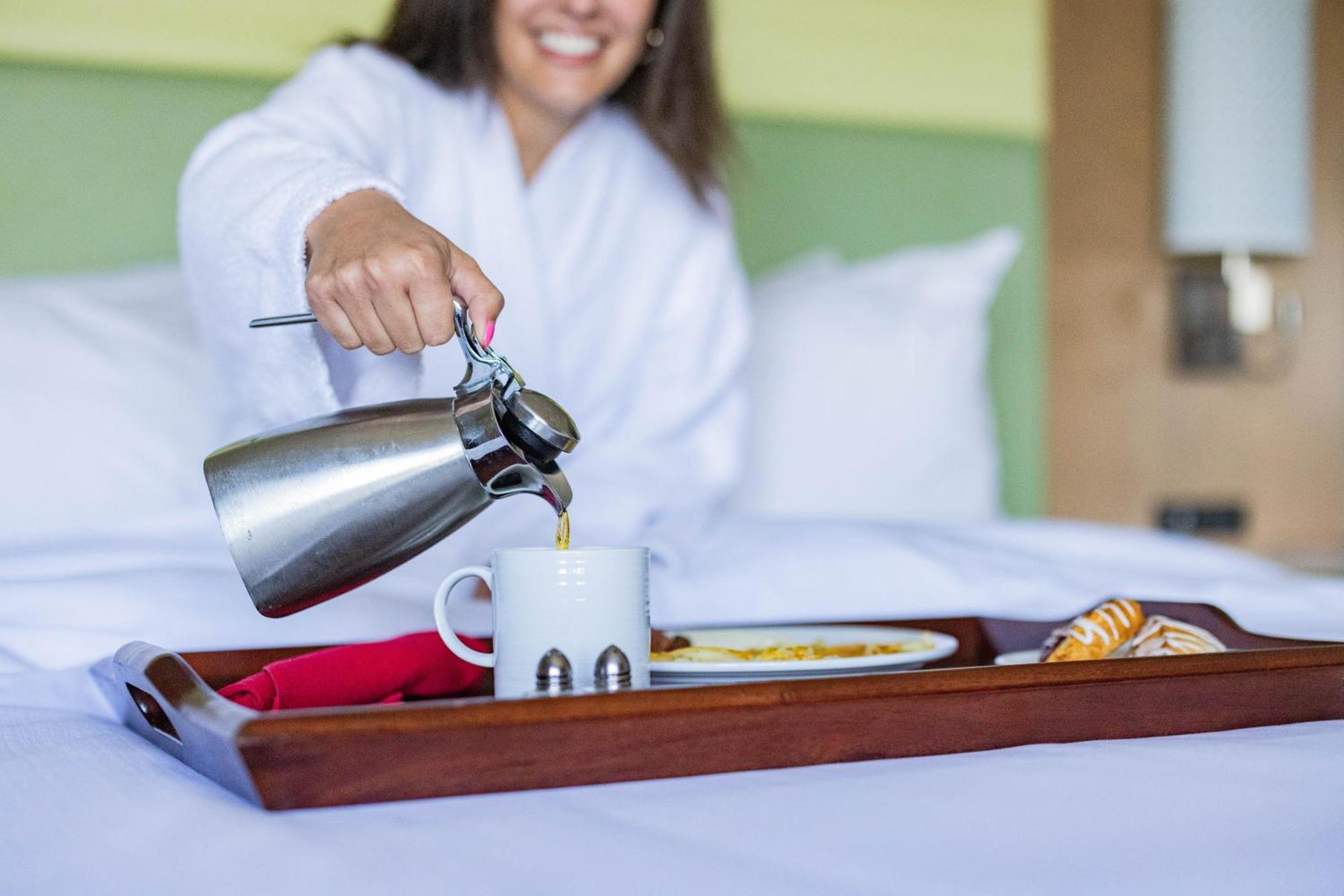 Crowne Plaza Lansing By Ihg Hotell Exteriör bild
